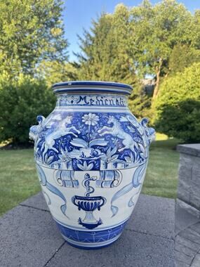 VTG Italian Majolica Blue & White Apothecary Jar Urn Unicorn Medicinali 18.5”